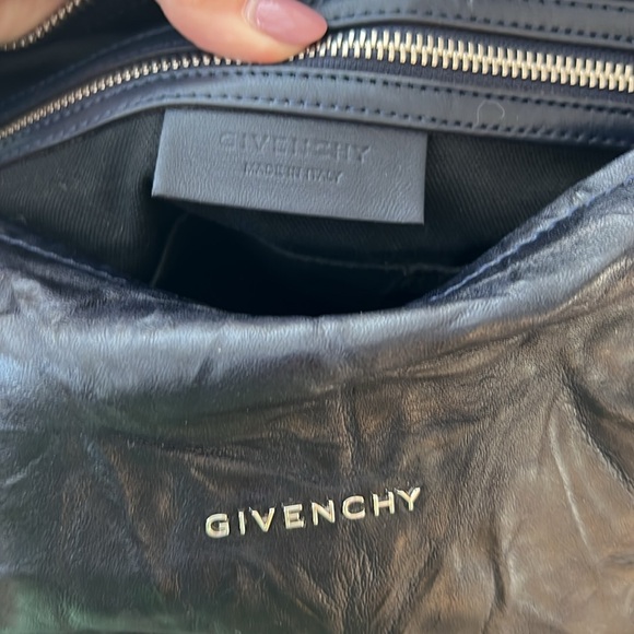 Givenchy Sugar Goatskin Medium Pandora—Navy; receipt on request (authentic) - Picture 3 of 5